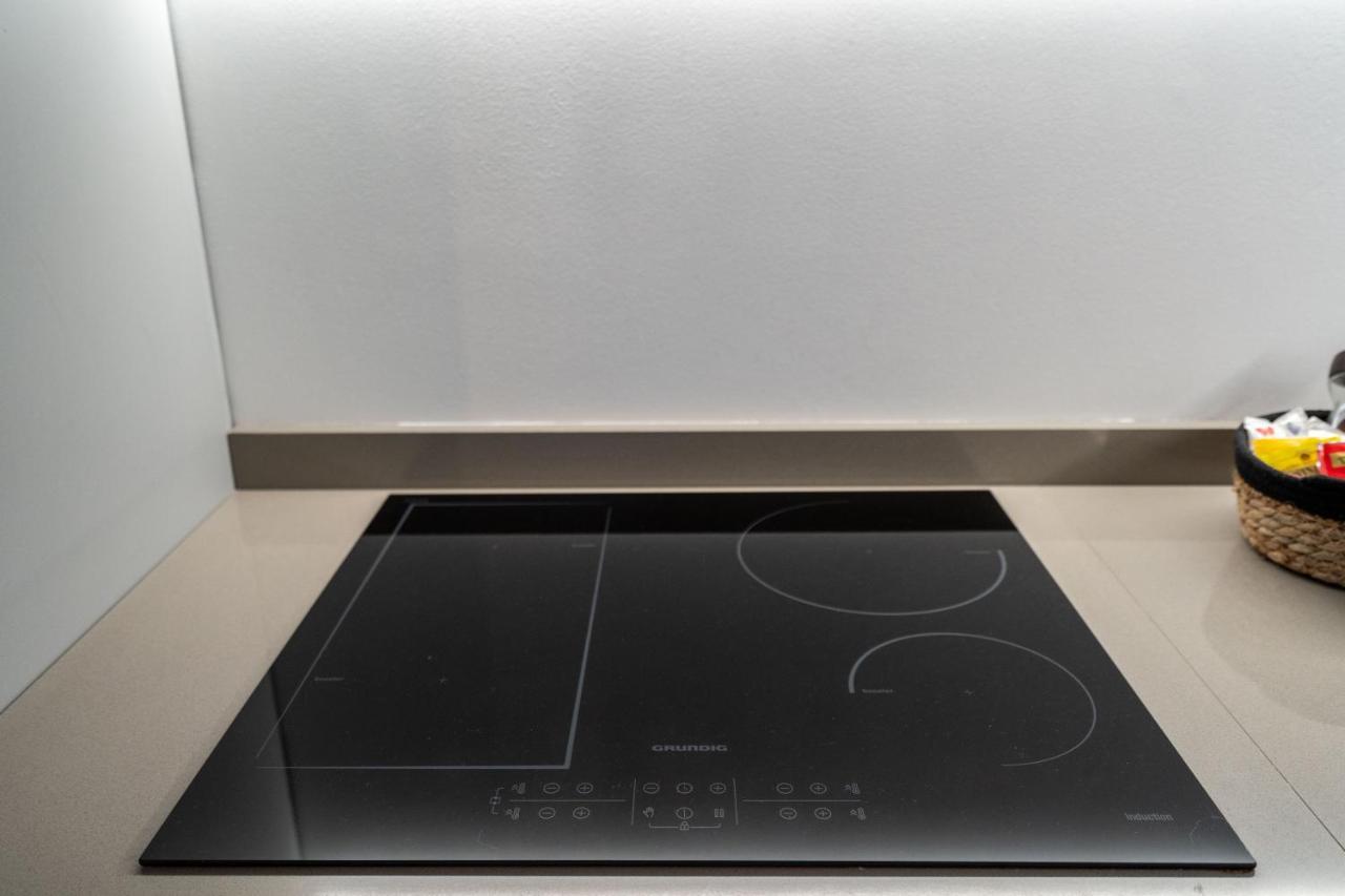 Aurealiving - Trastevere Suite With Rooftop & Gym, Your Place In Rom Exterior foto