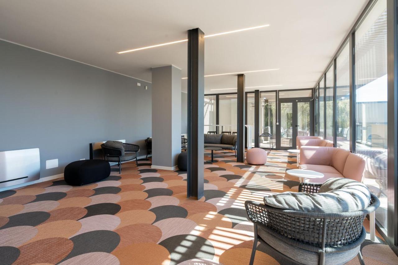 Aurealiving - Trastevere Suite With Rooftop & Gym, Your Place In Rom Exterior foto