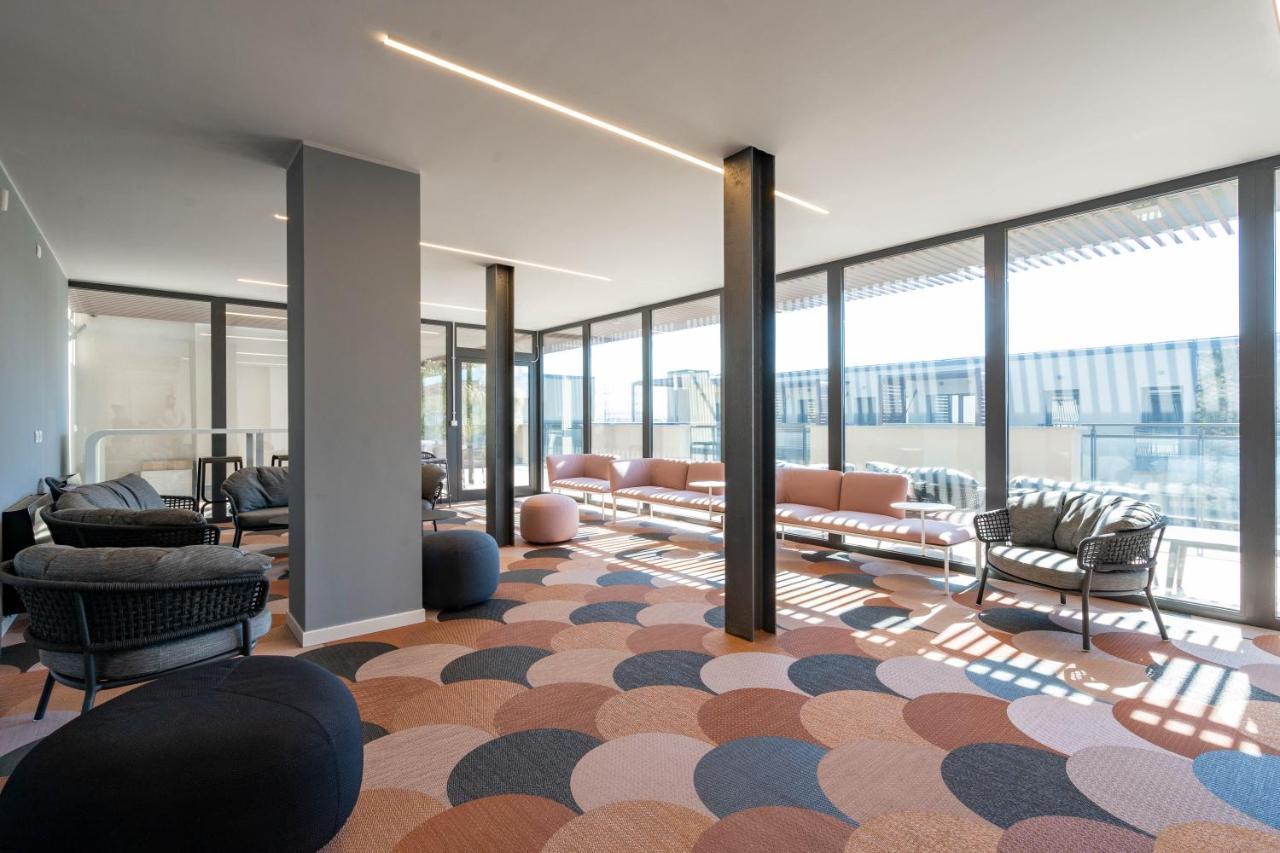 Aurealiving - Trastevere Suite With Rooftop & Gym, Your Place In Rom Exterior foto