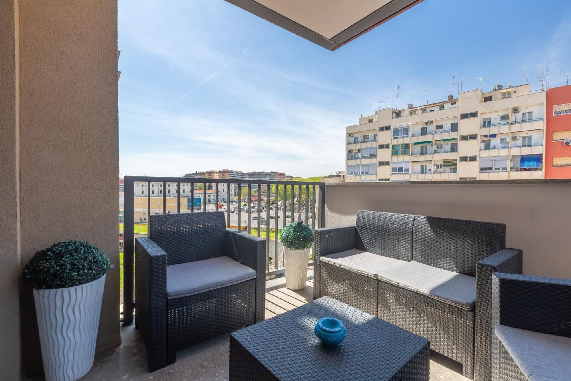 Aurealiving - Trastevere Suite With Rooftop & Gym, Your Place In Rom Exterior foto