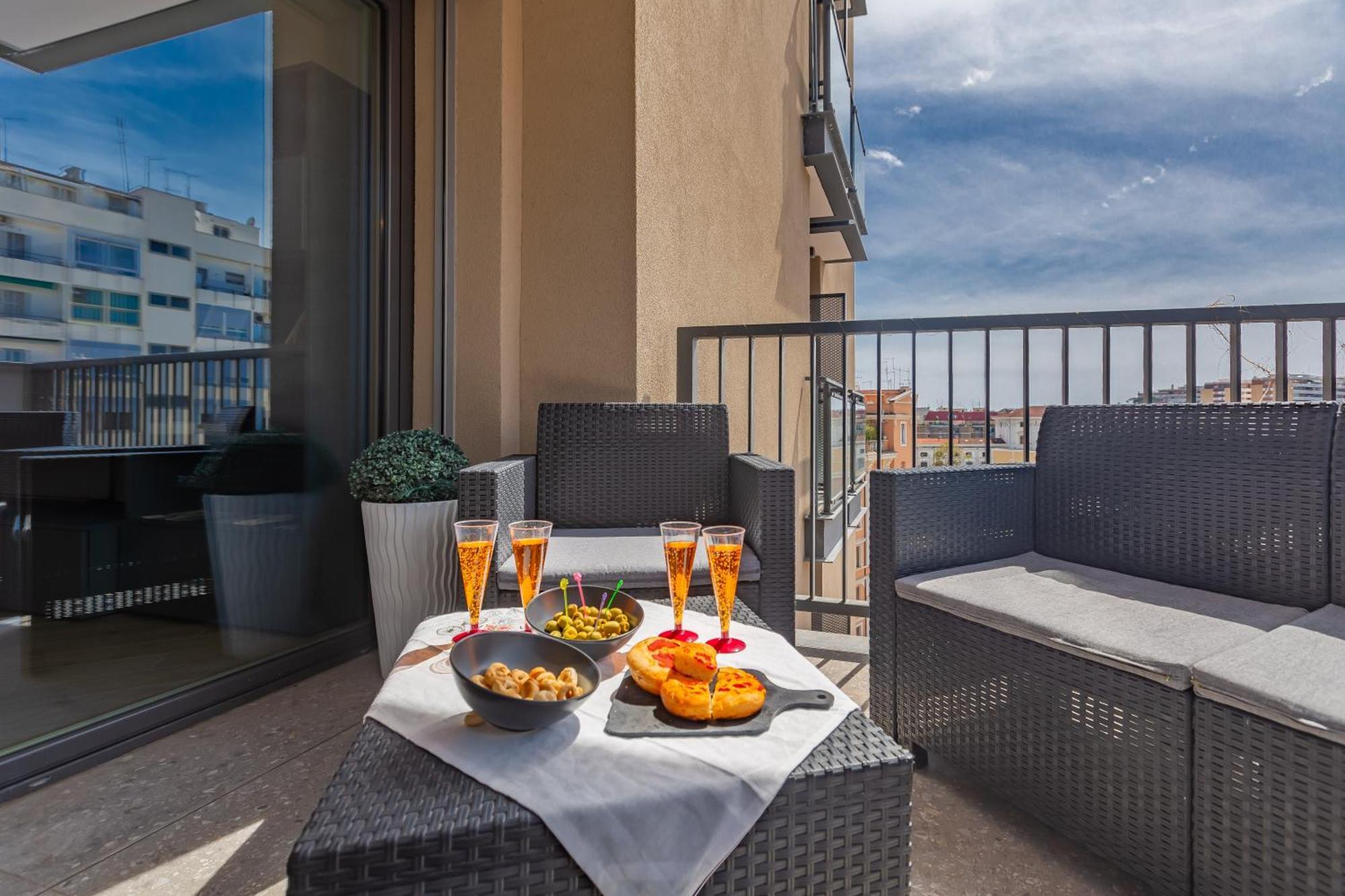 Aurealiving - Trastevere Suite With Rooftop & Gym, Your Place In Rom Exterior foto