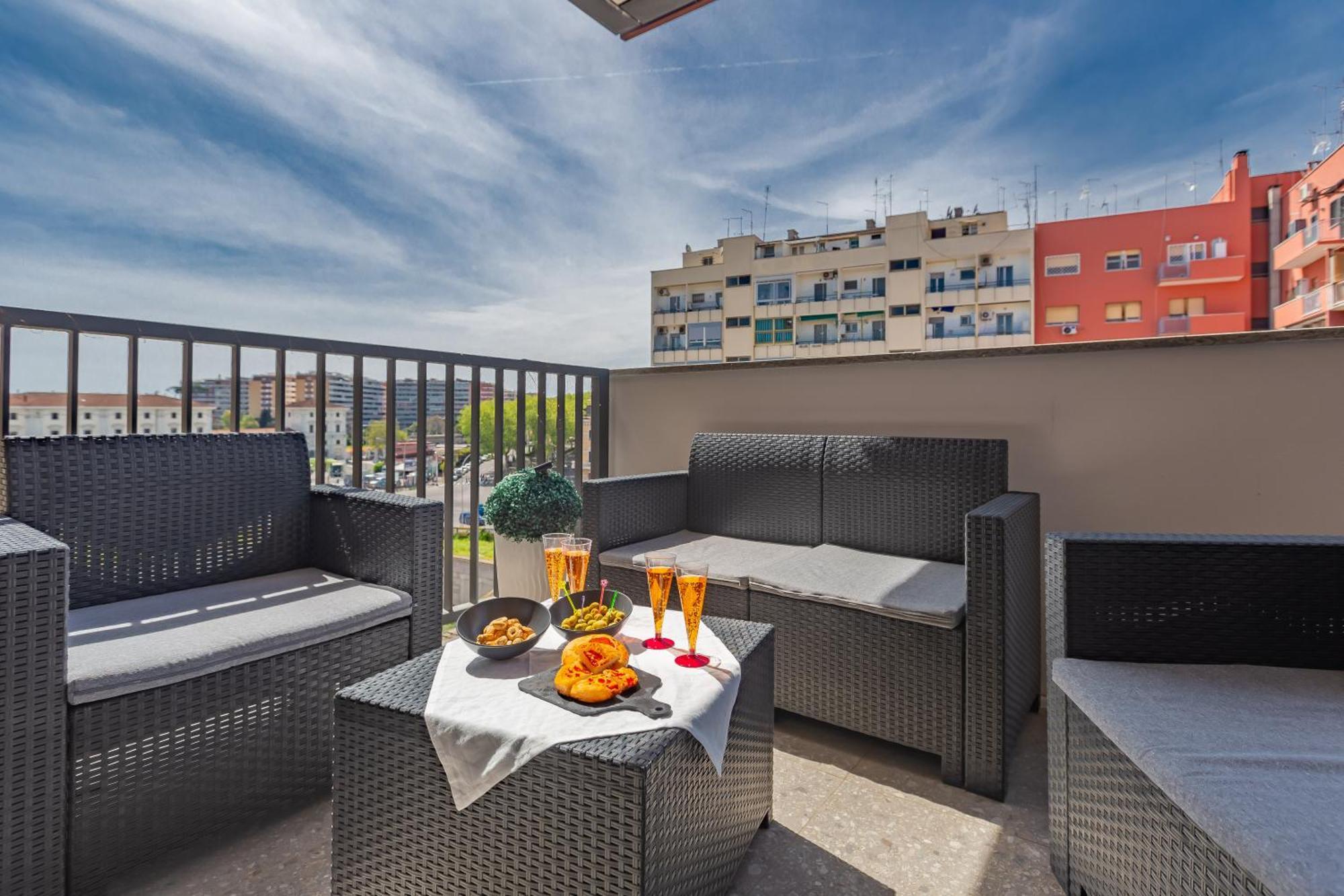 Aurealiving - Trastevere Suite With Rooftop & Gym, Your Place In Rom Exterior foto